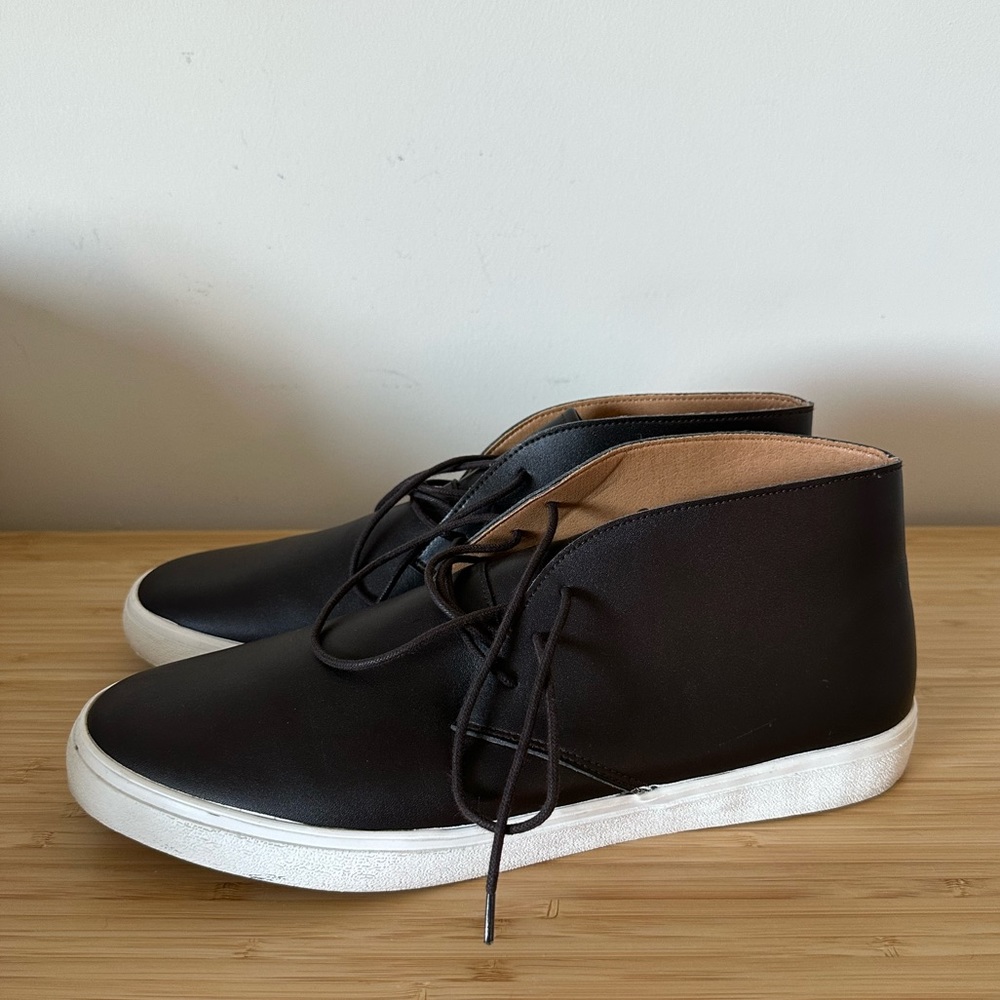 Express man shoes - size 12